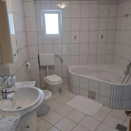 Apartmani Adria Trogir Exterior photo