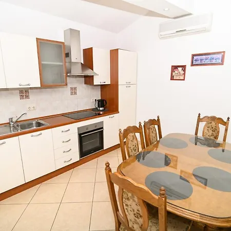 Apartmani Adria Trogir Exterior photo