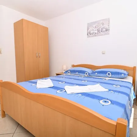 Apartmani Adria Trogir Exterior photo