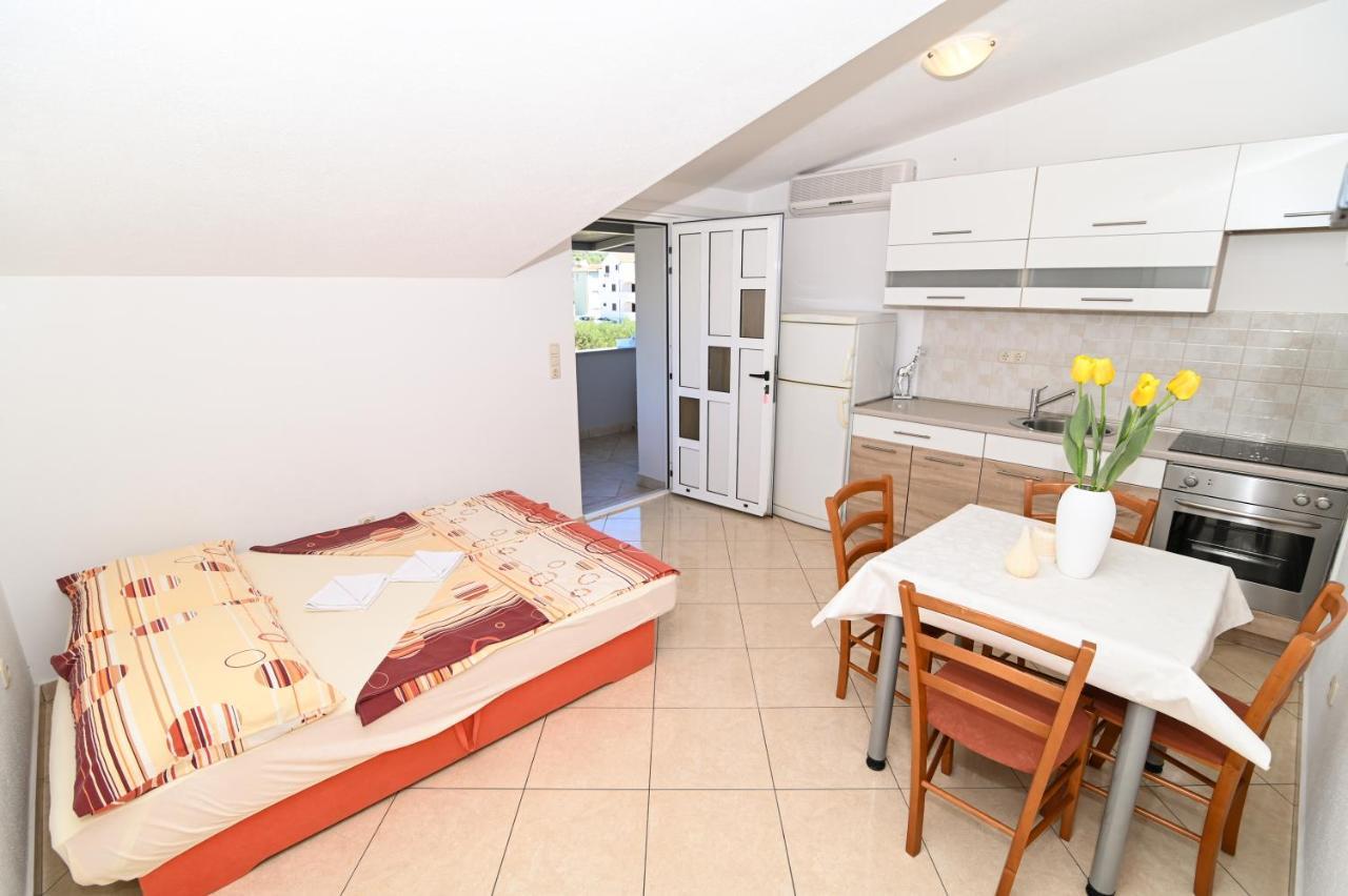 Adria Lägenhet Trogir
