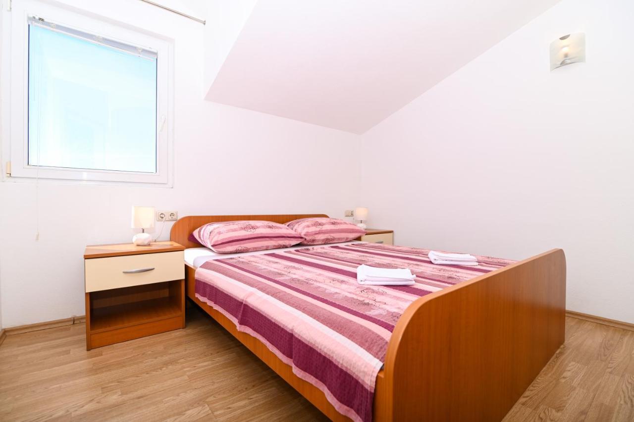 Adria Lägenhet Trogir